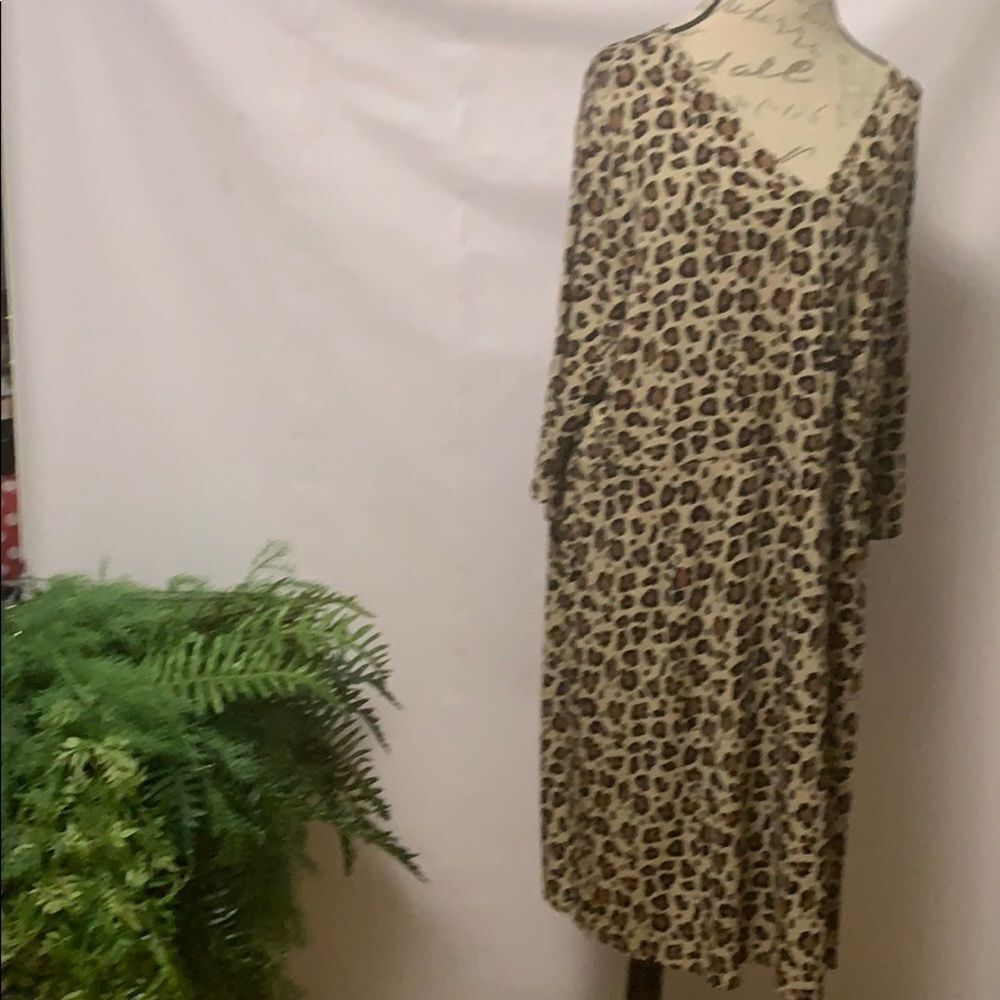 NWOT AVA VII‎ CHETTA PRINT WRAP DRESS…